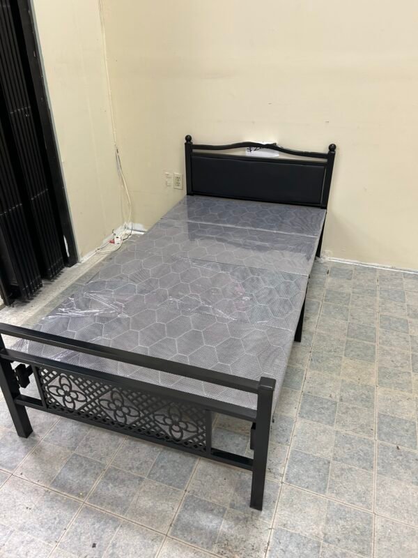Black folding bed - Image 3