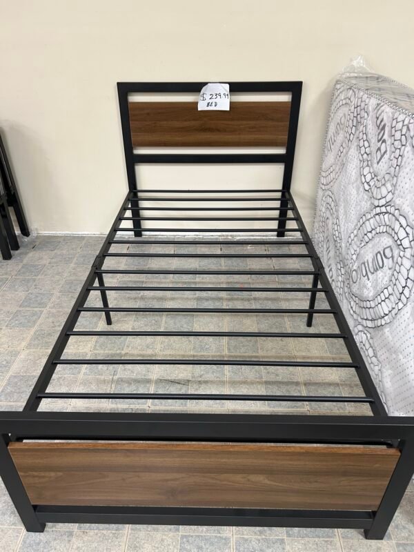 Simple Metal Bed - Image 2
