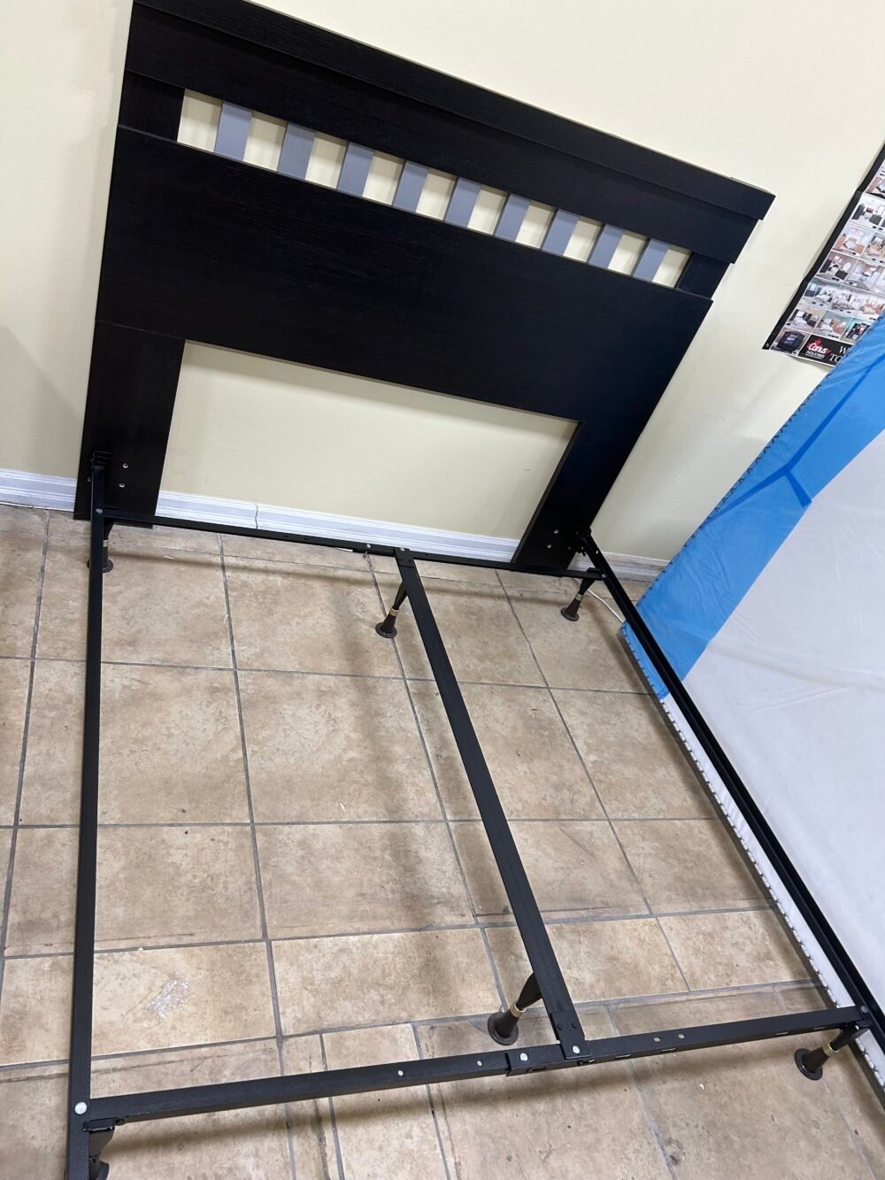 Adjustible Bed Frame - Image 2