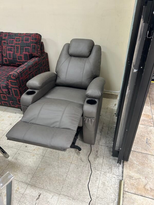 Recliner chair