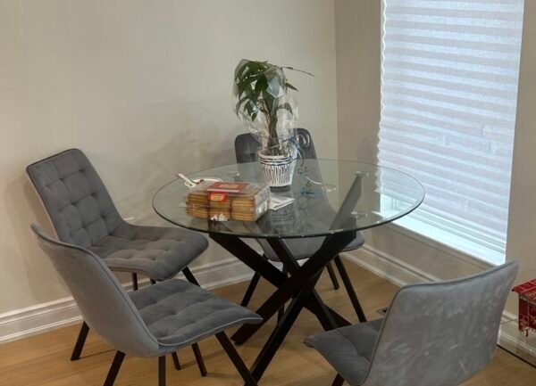 Hero 5-Piece Dining Set